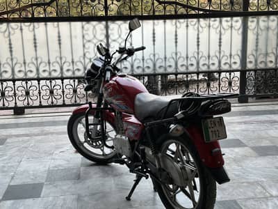 Suzuki GS 150 SE 2018