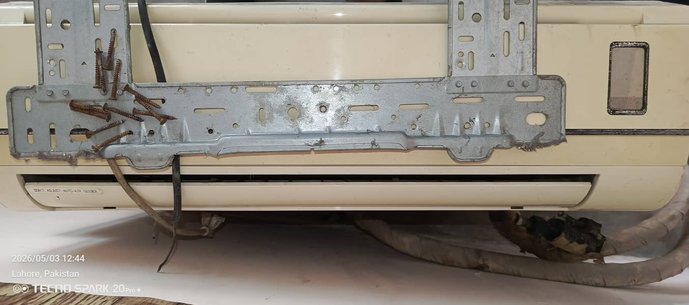Orient Split Ac 1 ton 1
