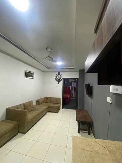 1BED APARTMENT AVAILABLE MONTHLY FOR RENT IN ISLAMABAD E11 2 IT'S MY WHATSAPP NUMBER 03175346155
