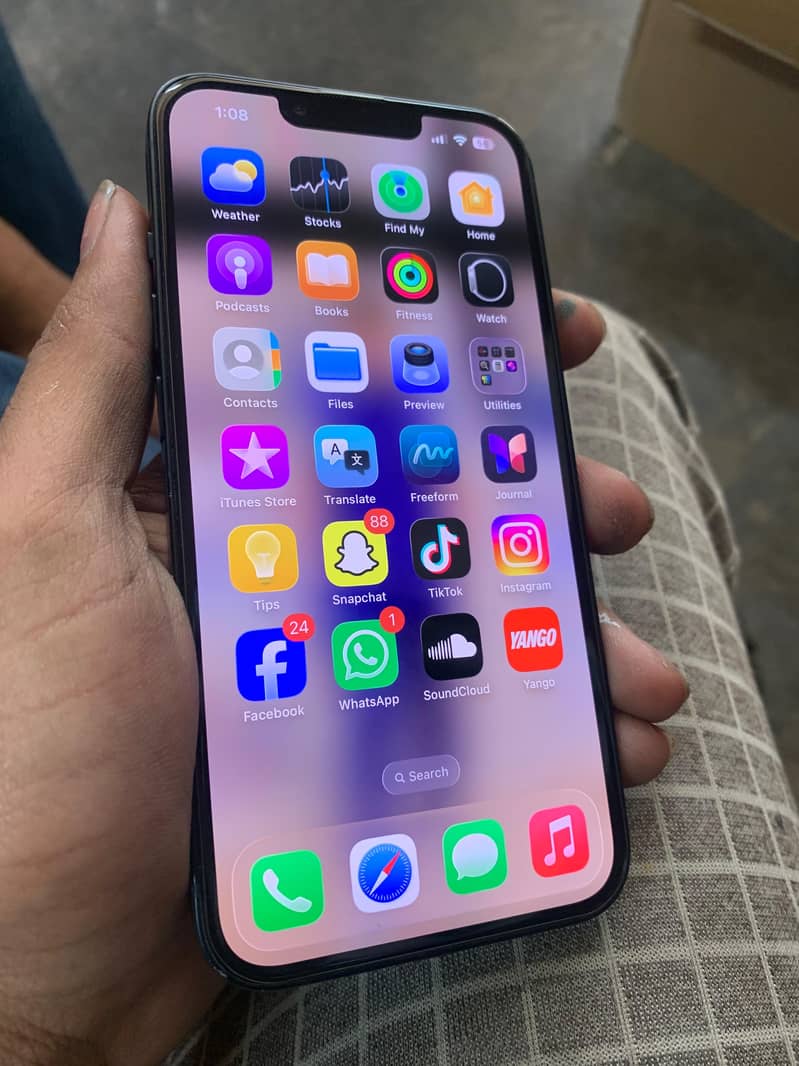 iPhone 13 2