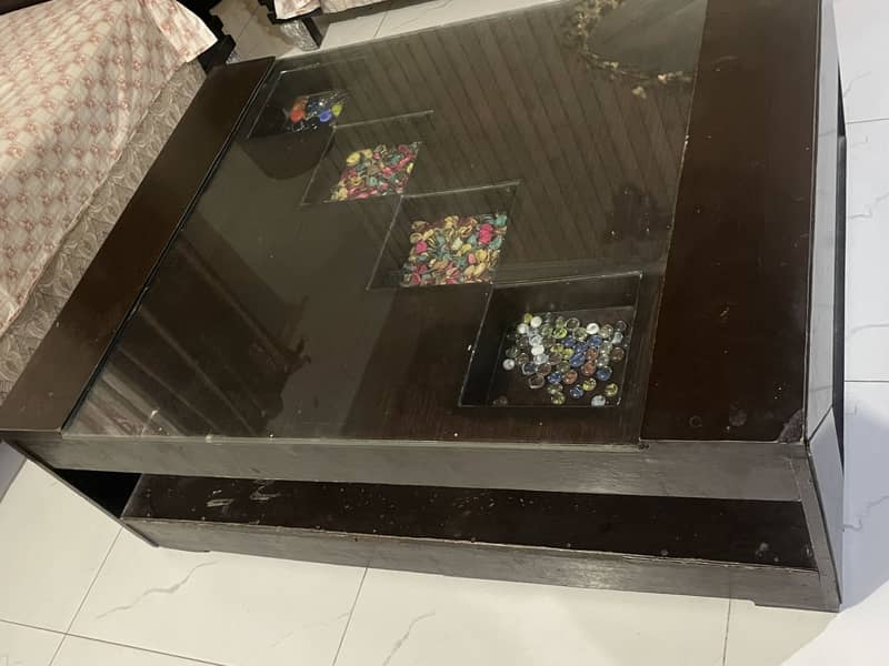 Center table 1