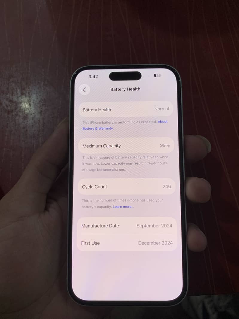 iPhone 16 jv 0