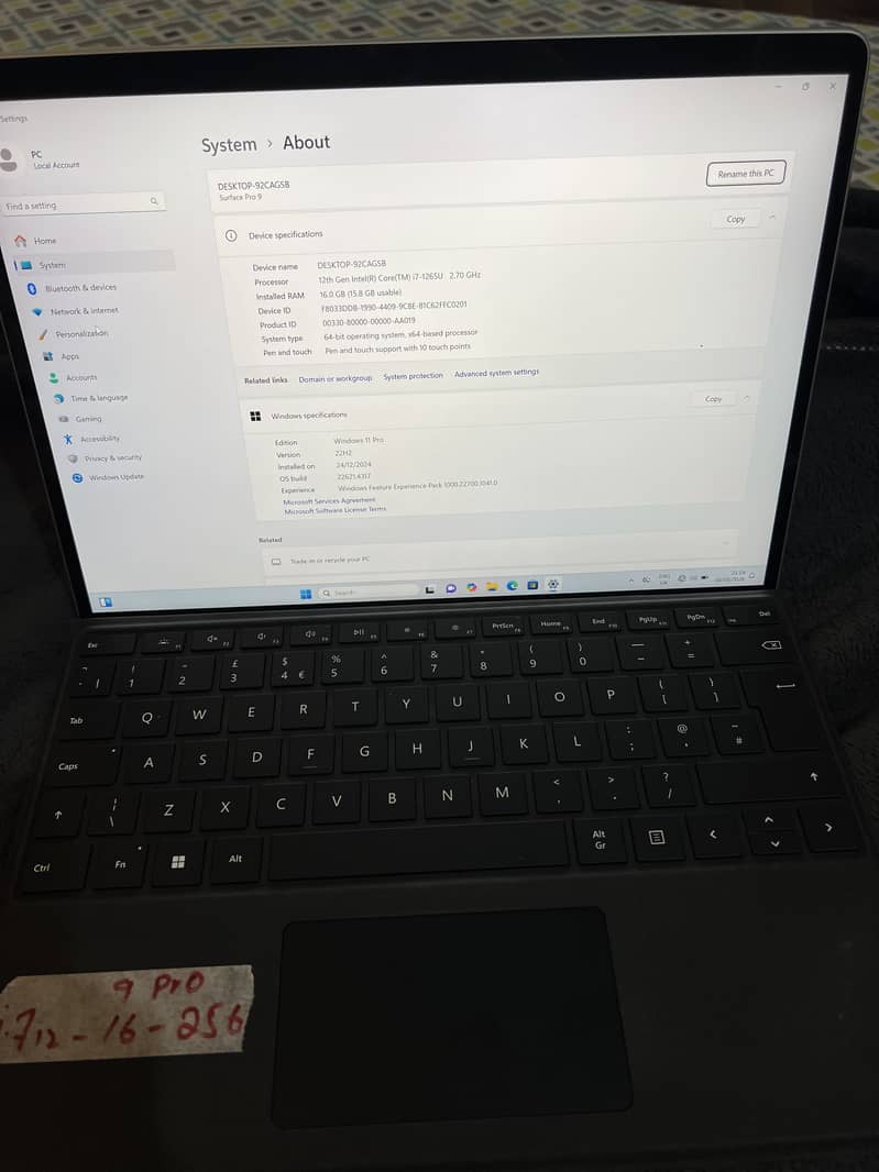 Microsoft Surface Pro 9 2