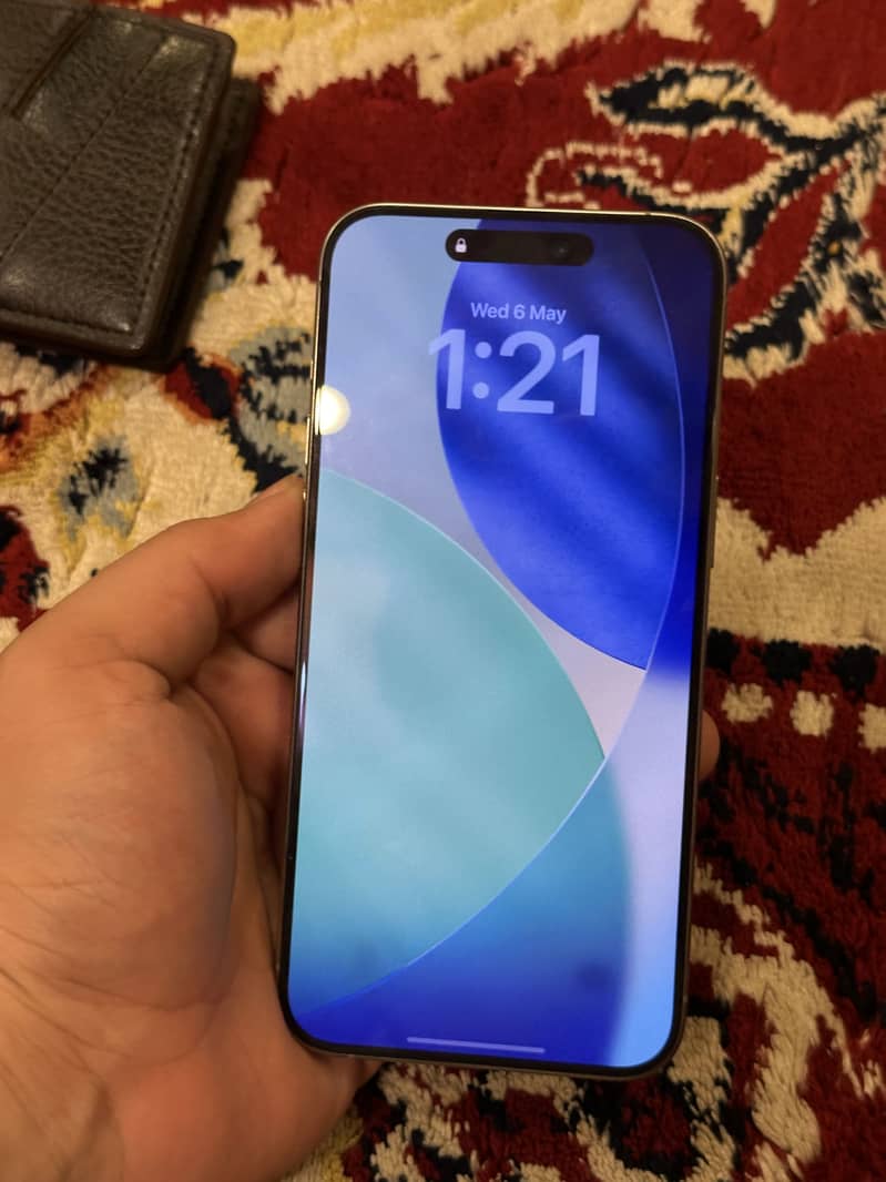 iPhone 15 pro max 3
