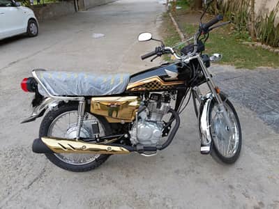 Honda 125,SE black gold scracthless 100% jenuine