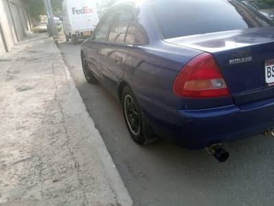 Mitsubishi Lancer Glx