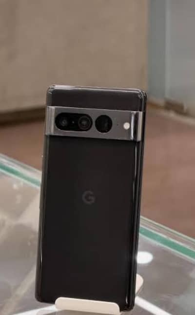 GOOGLE PIXEL 7 PRO. . . .