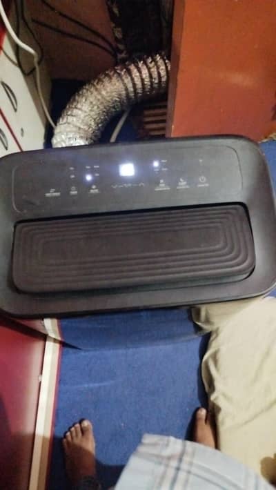 Toshiba Portable AC Sawa Ton