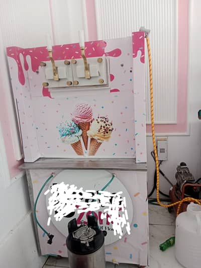 Ice cream machine. 03256022227