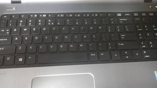 hp i5 4th gen 8gb 180gb M2 SSD touch screen