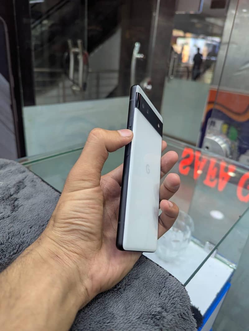 Google pixel 6a 1