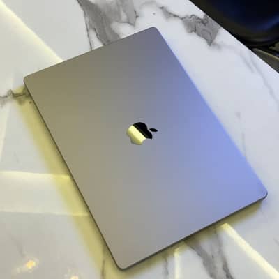 MacBook"SPECIAL OFFER” MacBook Pro 2021 M1 Pro 16 inches 32GB / 512GB