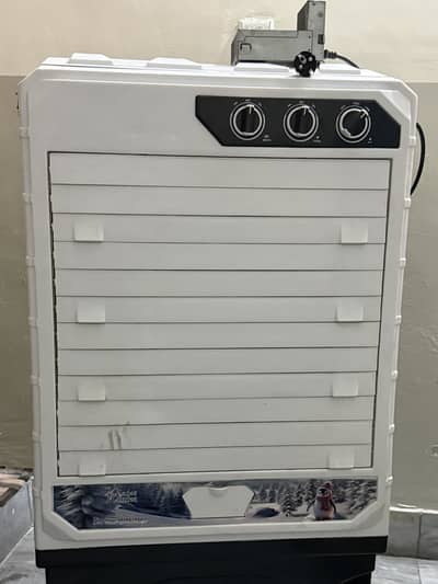 Almost new Air cooler