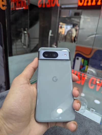 Google pixel 8