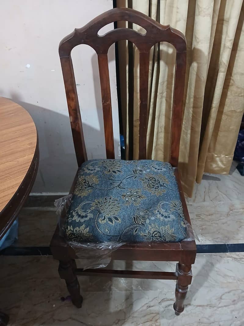 4 seater dining table 4