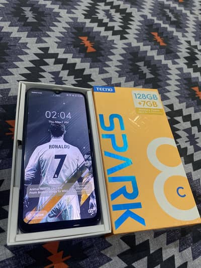 Tecno spark 8C 4+2 RAM 128GB