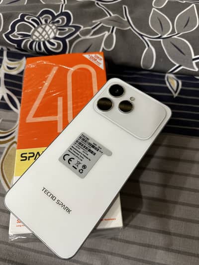 Tecno Spark 40