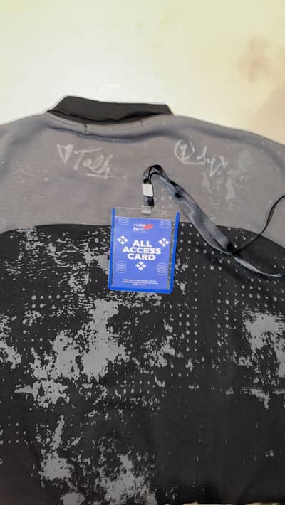 Youngstunners signed shirt ( stunner vision )