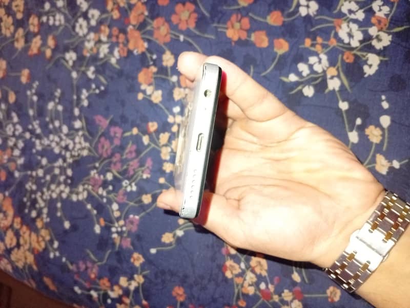 Infinix smart 8plus 6