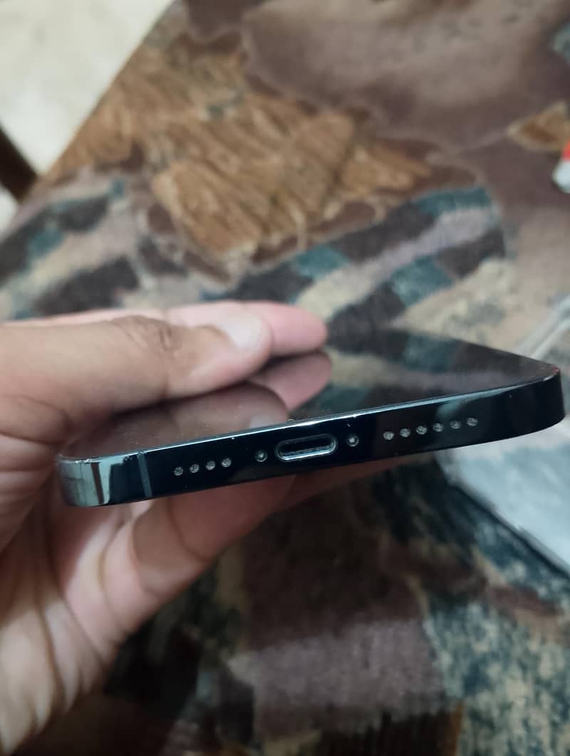 Iphone 12 Pro Max 5