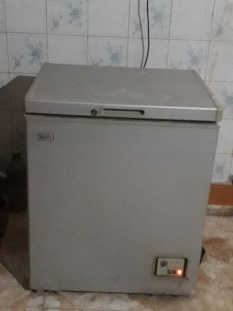 deep freezer 8