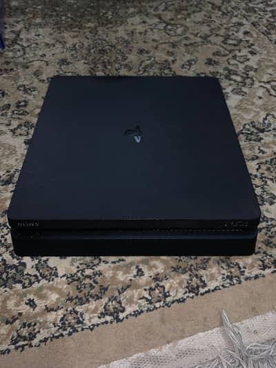 PS4 1TB slim edition