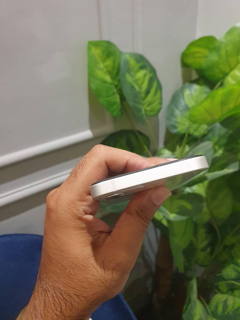 Iphone 12 3