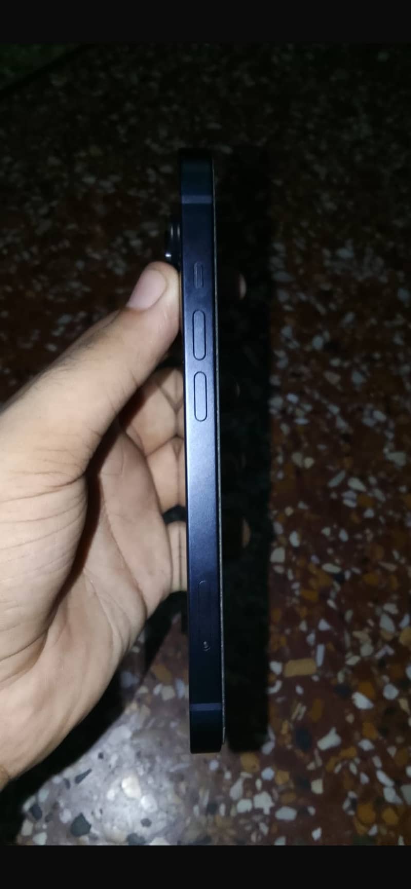 iPhone 13 jv 1
