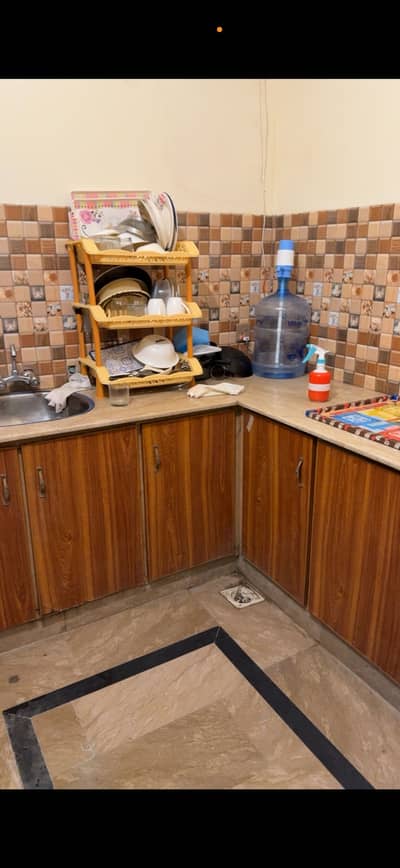 1 room aur atched washroom