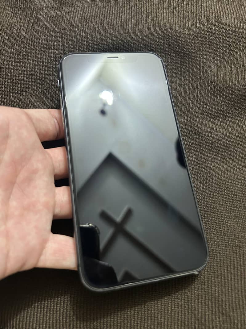IPHONE 11 1