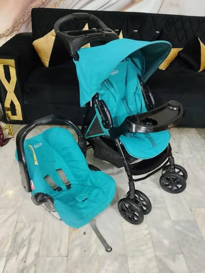 Graco pram with car seat