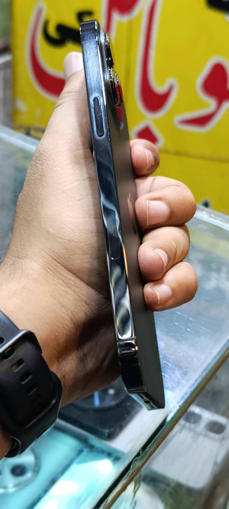 13 pro max 3