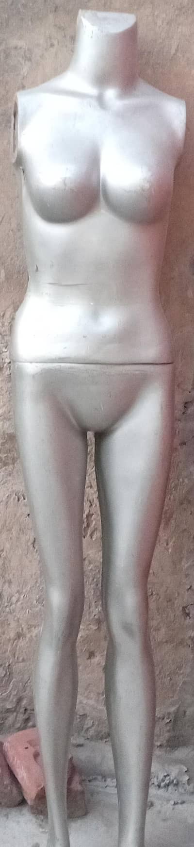 Dummy for ladies suits
