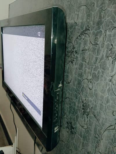 LCD tv