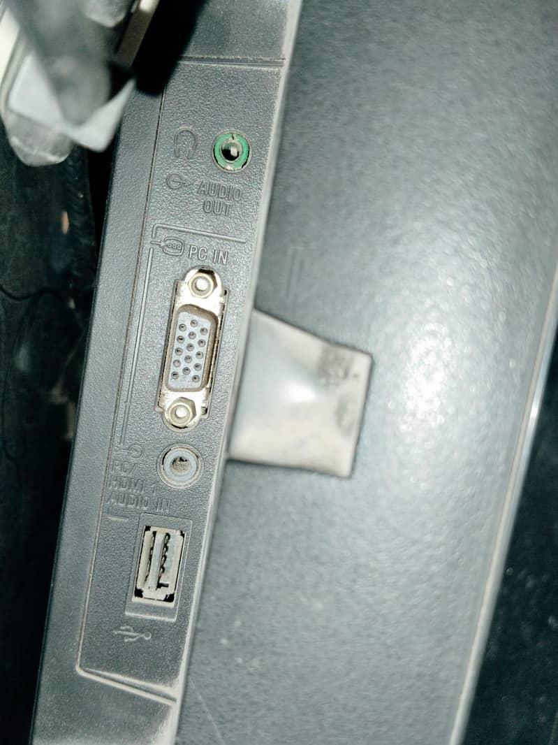 LCD tv 2
