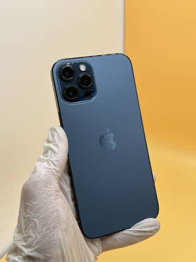 I phone 12 pro Max Jv 4 Months Sim Time Camara msg 92% Battery