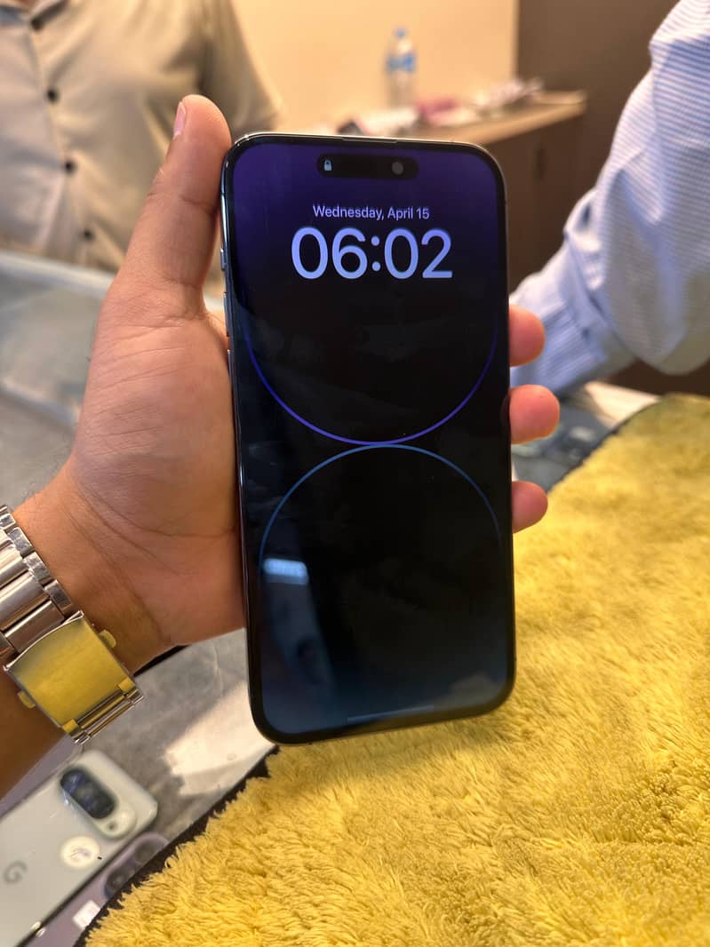 Iphone 14 pro max 5