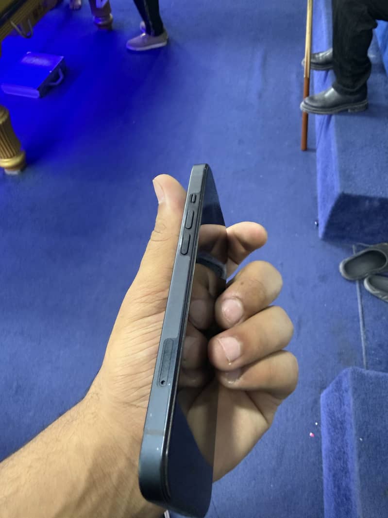 Iphone 13 3