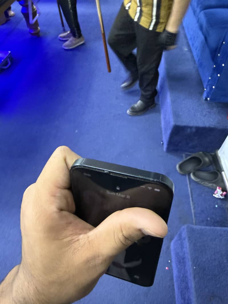 Iphone 13 4