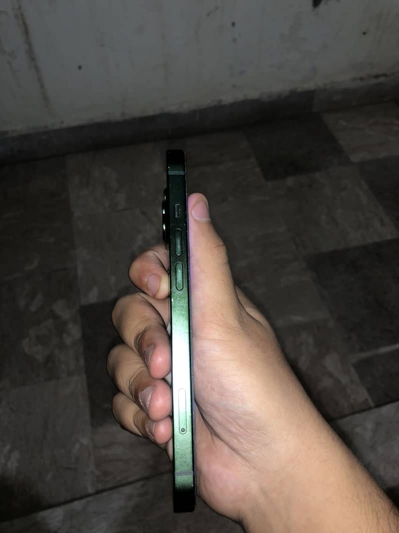 Iphone 13 2