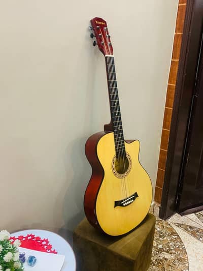 GUITAR FOR SALE