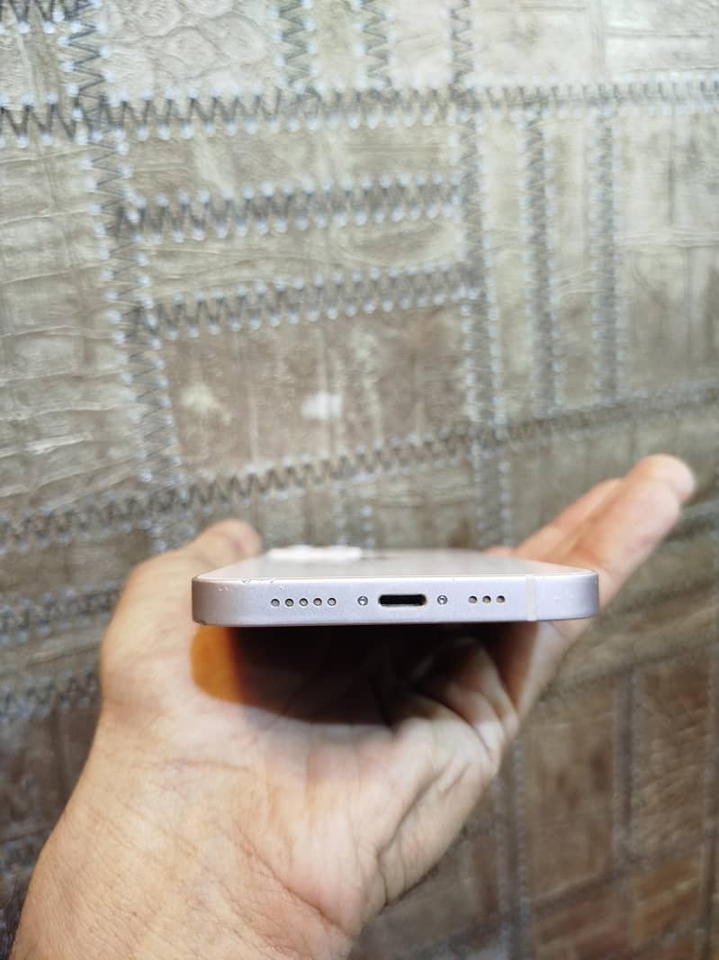 iPhone 13 2
