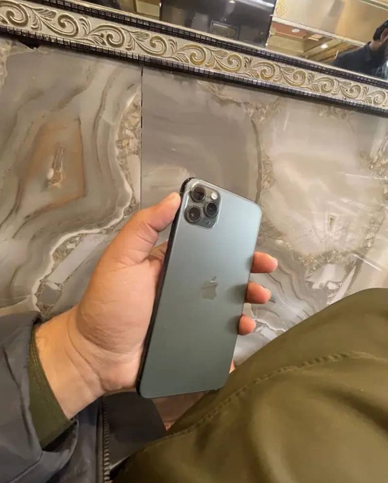 Iphone 11 pro max 0