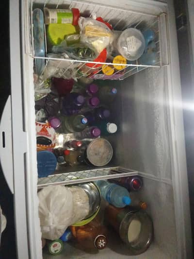 I am selling a deep freezer