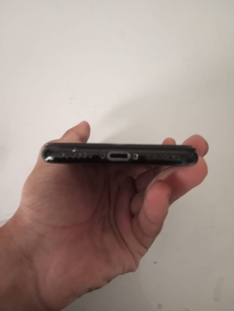Apple iPhone 7 3