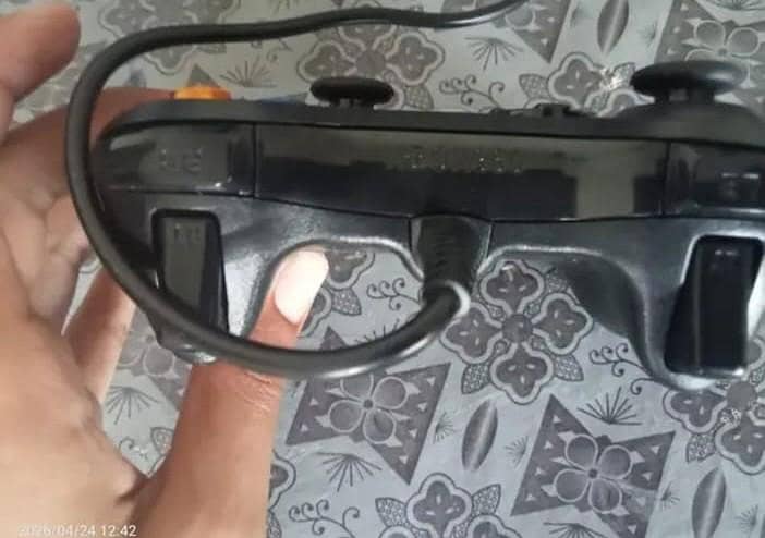 Xbox 360 controller 3