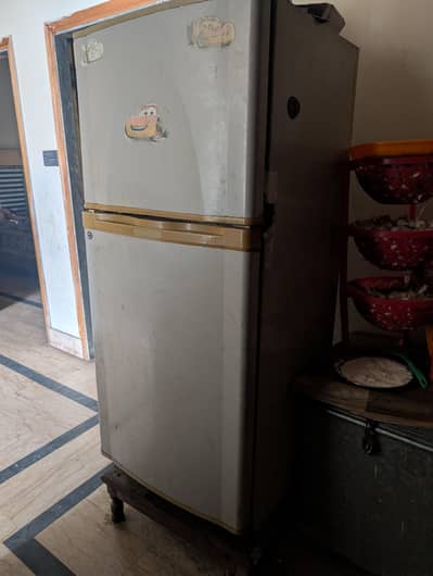 Used Dawlancel Refrigerator working 100%