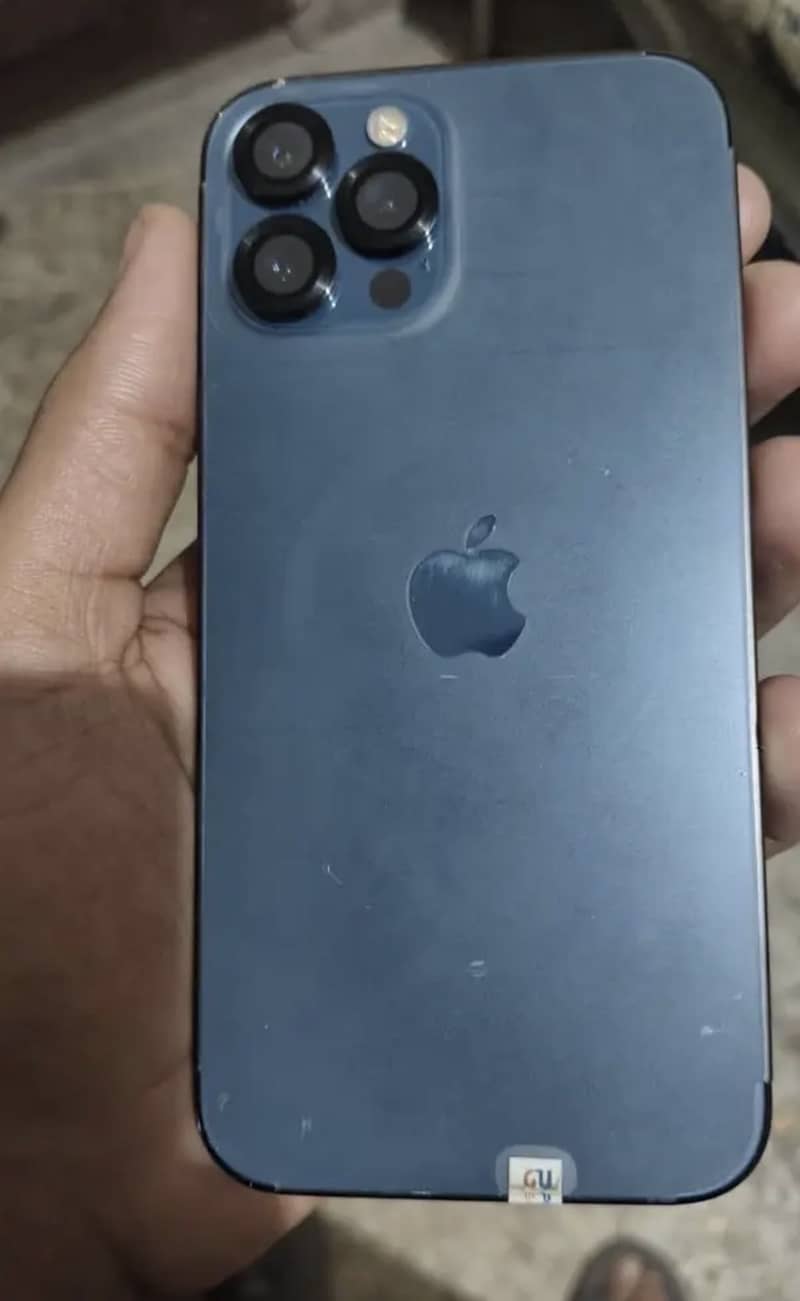 iPhone 12 Pro Max 3