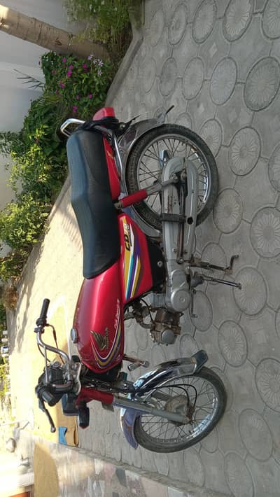 Honda CD 70 2016
