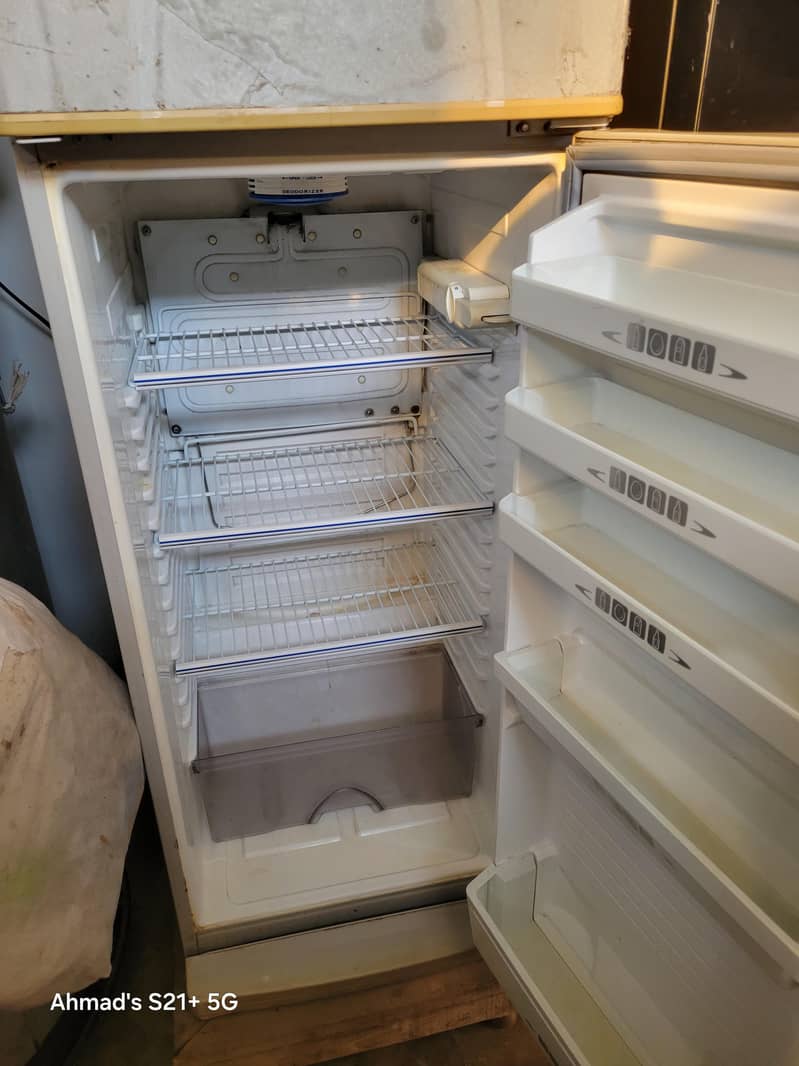 Dawlance fridge 2
